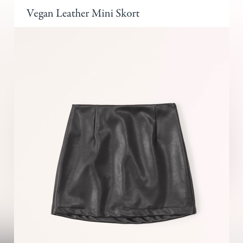 NWT Abercrombie Vegan Leather Skort. Never worn- missed return window